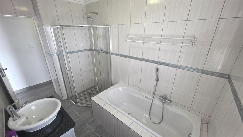 3 Bedroom Property for Sale in Seemeeu Park Western Cape
